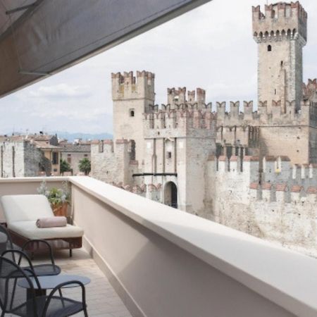 Grand Hotel Terme Sirmione Eksteriør billede View of the White Tower from the hotel