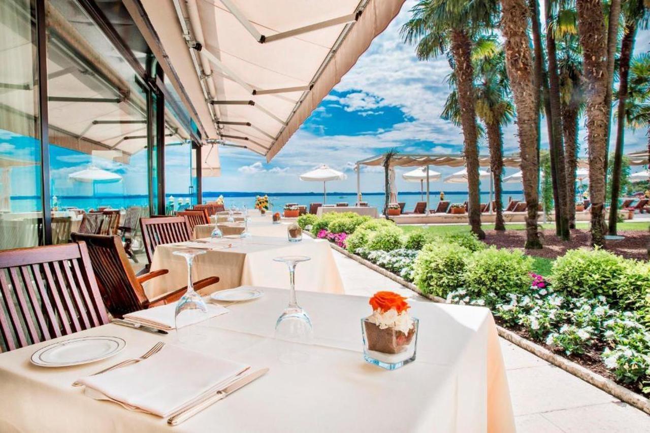 Grand Hotel Terme Sirmione Eksteriør billede The Beach Club