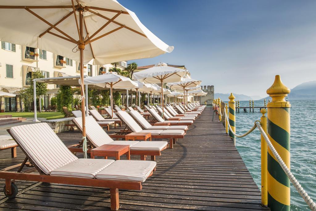 Grand Hotel Terme Sirmione Eksteriør billede The Lakefront